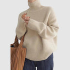 Isa – Damski sweter z wysokim golfem