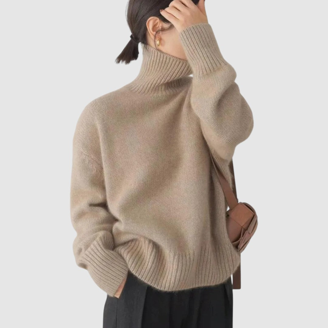 Isa – Damski sweter z wysokim golfem