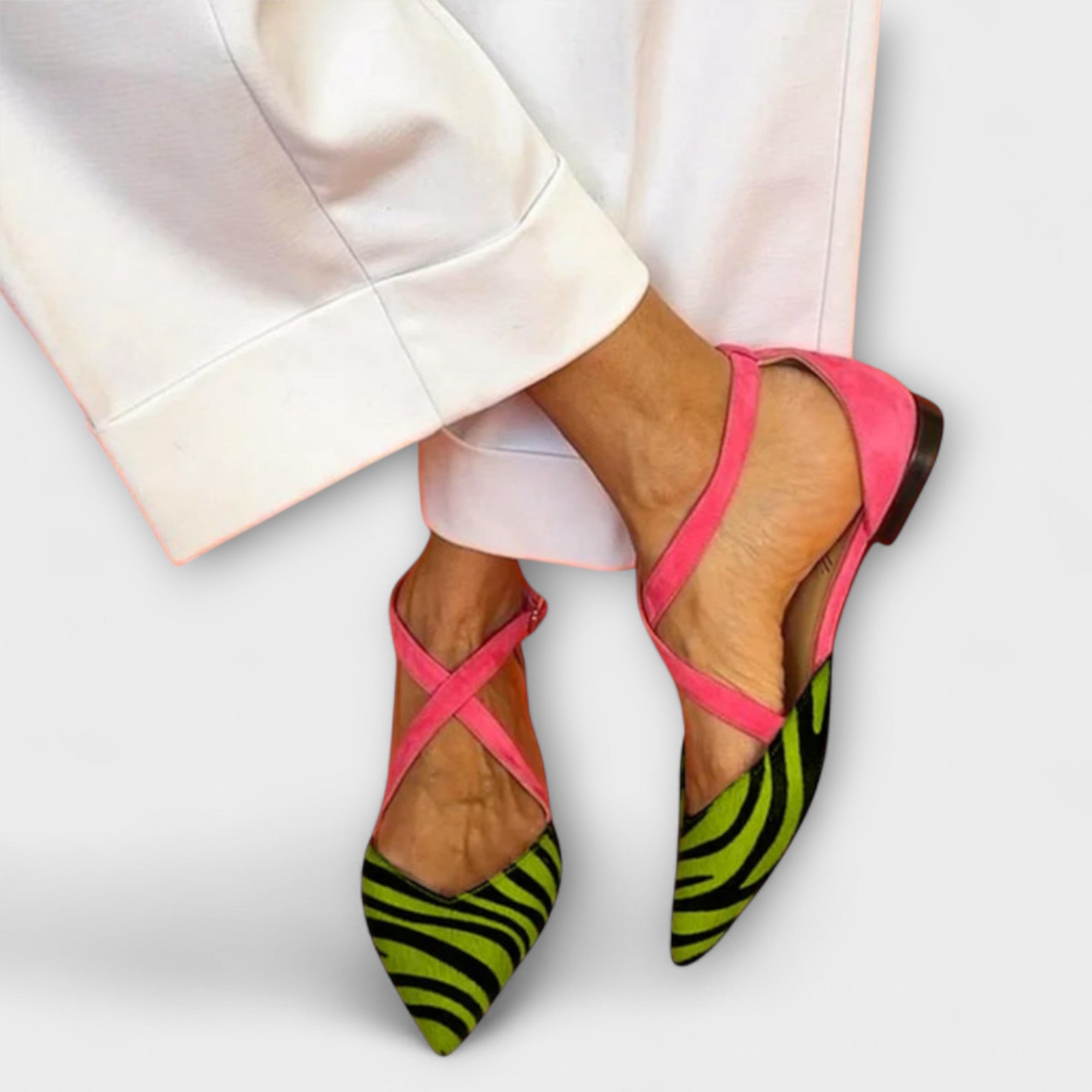 Adela – Damskie buty płaskie we wzór zebry