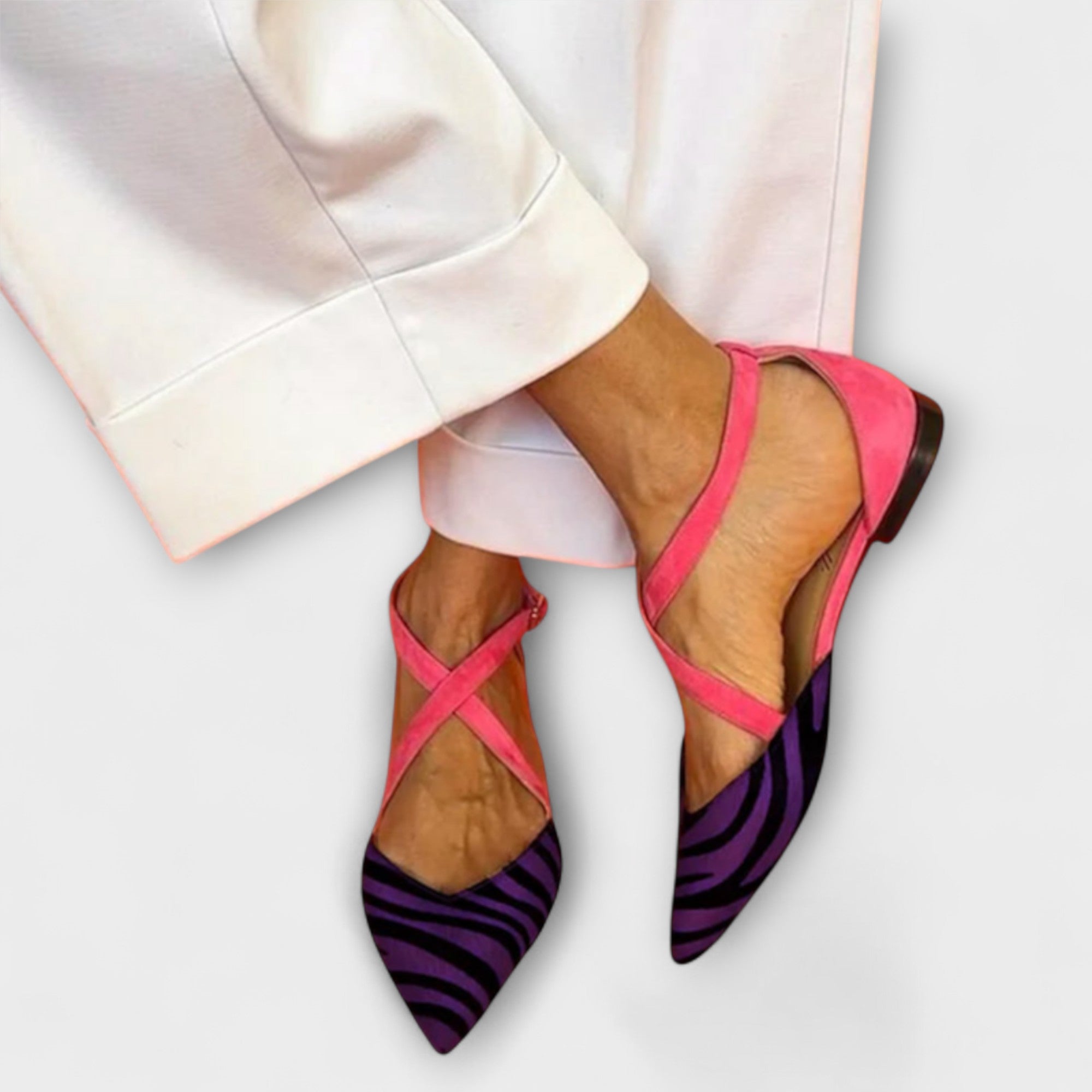 Adela – Damskie buty płaskie we wzór zebry