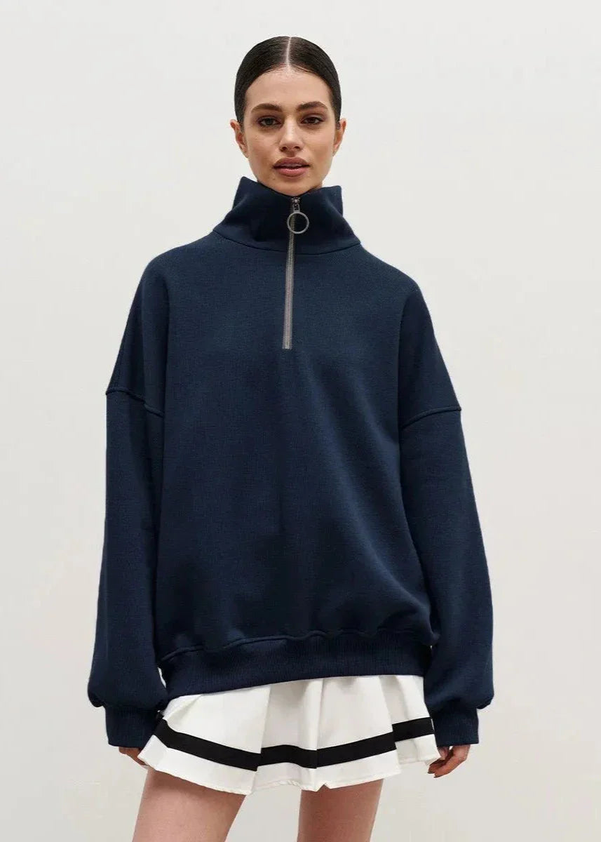 Erica – Sweter damski oversize z zamkiem pod szyją