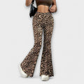 Natalia – Spodnie damskie bootcut w leopardzi wzór
