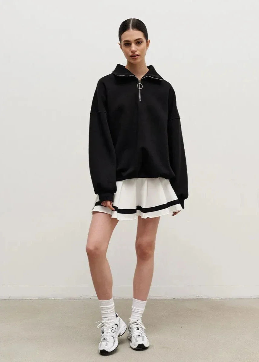Erica – Sweter damski oversize z zamkiem pod szyją
