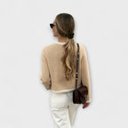 Rita – Sweter damski z dekoracyjnymi kieszeniami