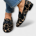 Lena – Damskie klapki w leopardzi wzór