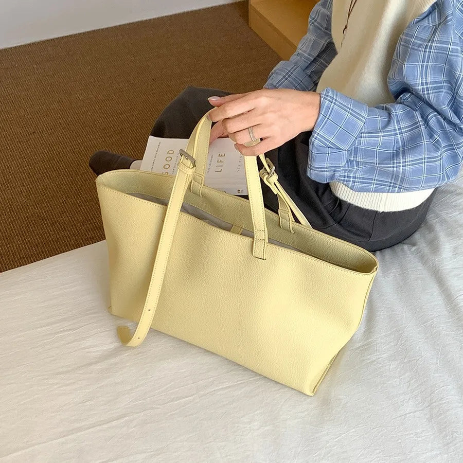 Nadia – Pojemna torebka damska typu tote z odpinanym paskiem