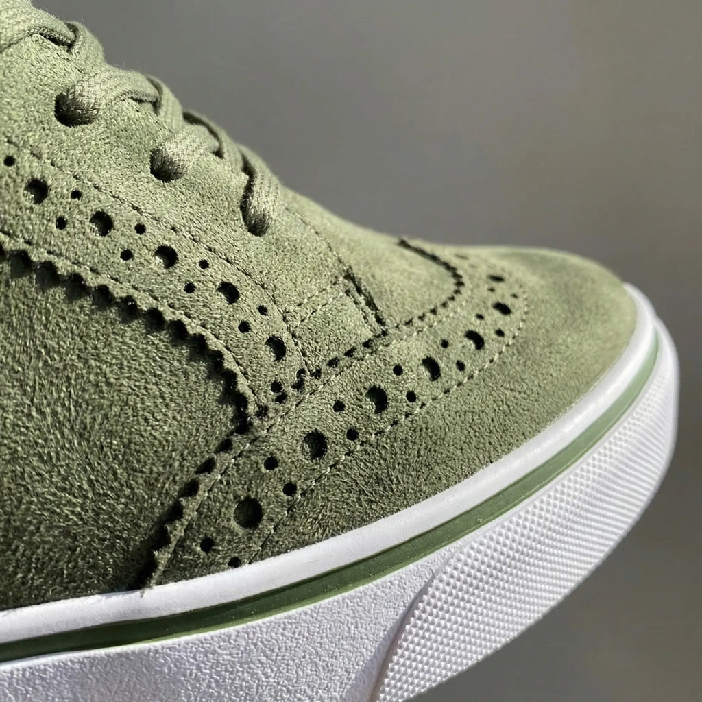 Sneakersy Damskie Na Platformie - Codzienne Spacery Po Mieście