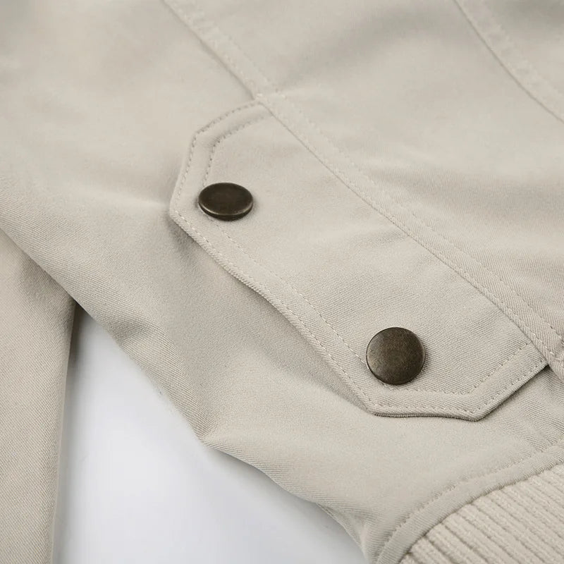Zara – Krótka kurtka damska z zamkiem i podkreśloną talią
