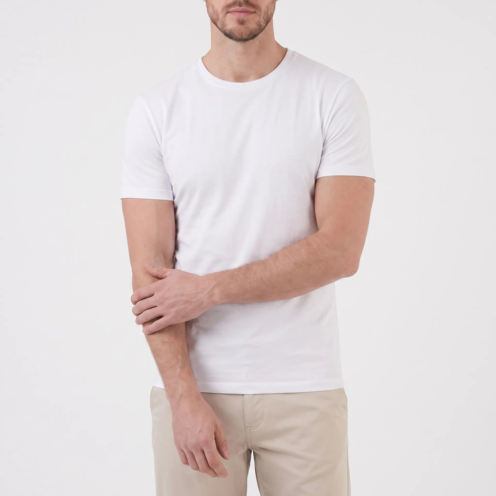 Dopasowany Biały T-Shirt Męski - Codzienne Stylizacje