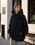 Nora – Bluza damska oversize z obszernym kapturem
