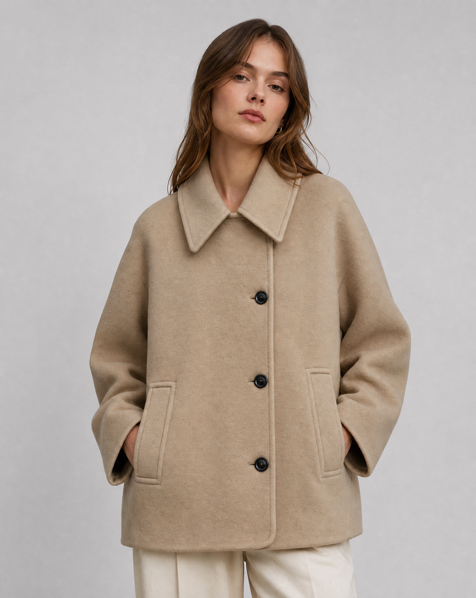 Isabel – Krótki płaszcz damski oversize