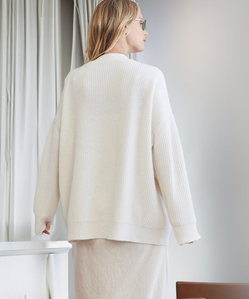 Johanna – Kardigan damski oversize z guzikami