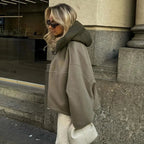 Wiktoria – Chaqueta de mujer con capucha