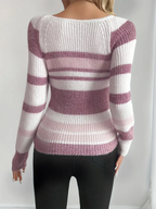 Nicole – Dopasowany prążkowany sweter damski w paski