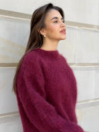 Sophie – Sweter damski z puszystym wykończeniem