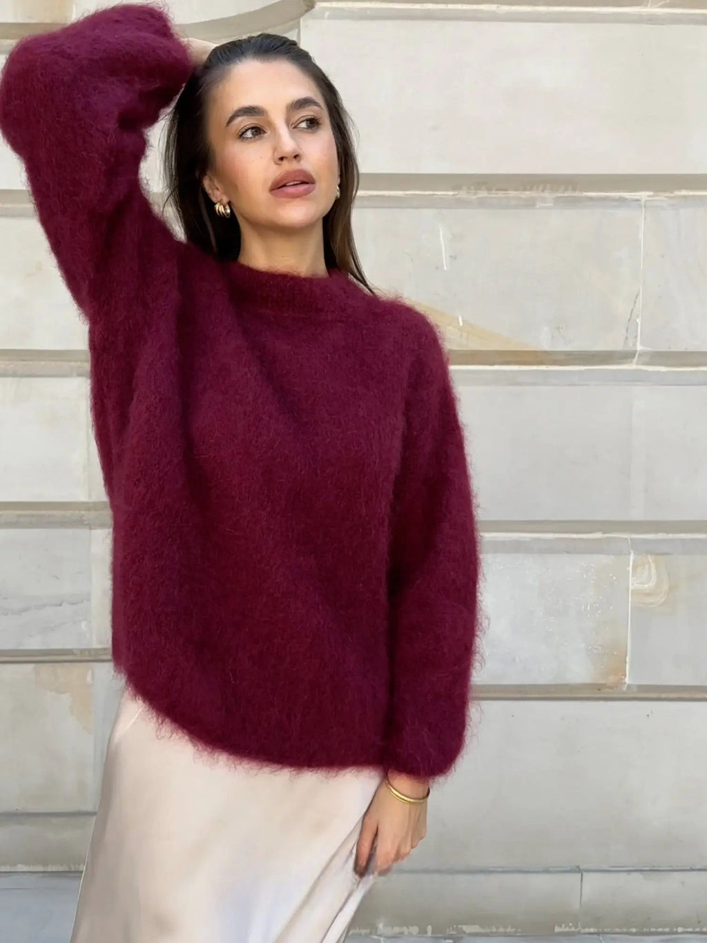 Sophie – Sweter damski z puszystym wykończeniem