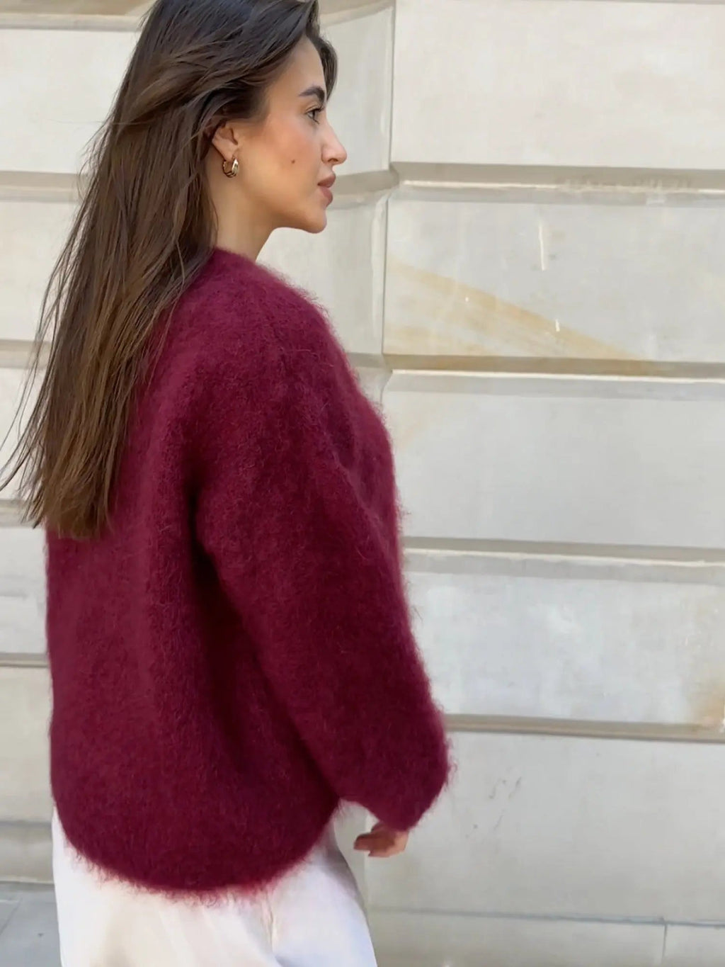 Sophie – Sweter damski z puszystym wykończeniem