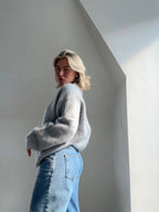 Sophie – Sweter damski z puszystym wykończeniem