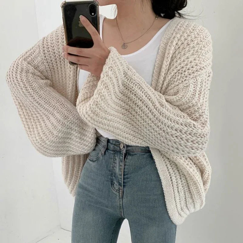 Erica – Kardigan damski oversize z bufiastymi rękawami