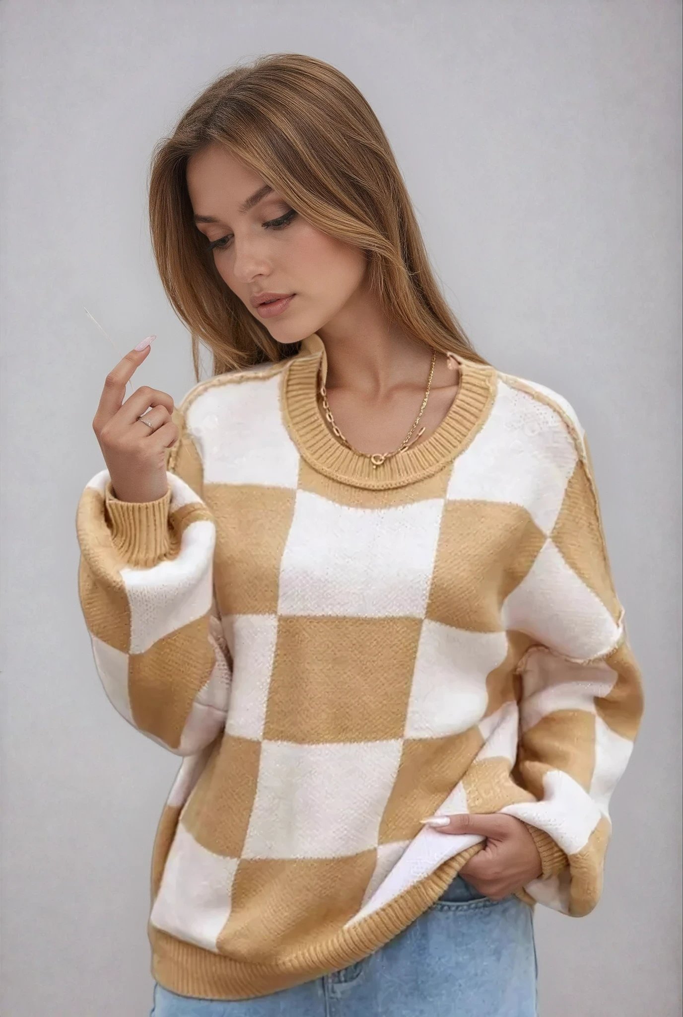 Sophia – Sweter damski oversize w szachownicę