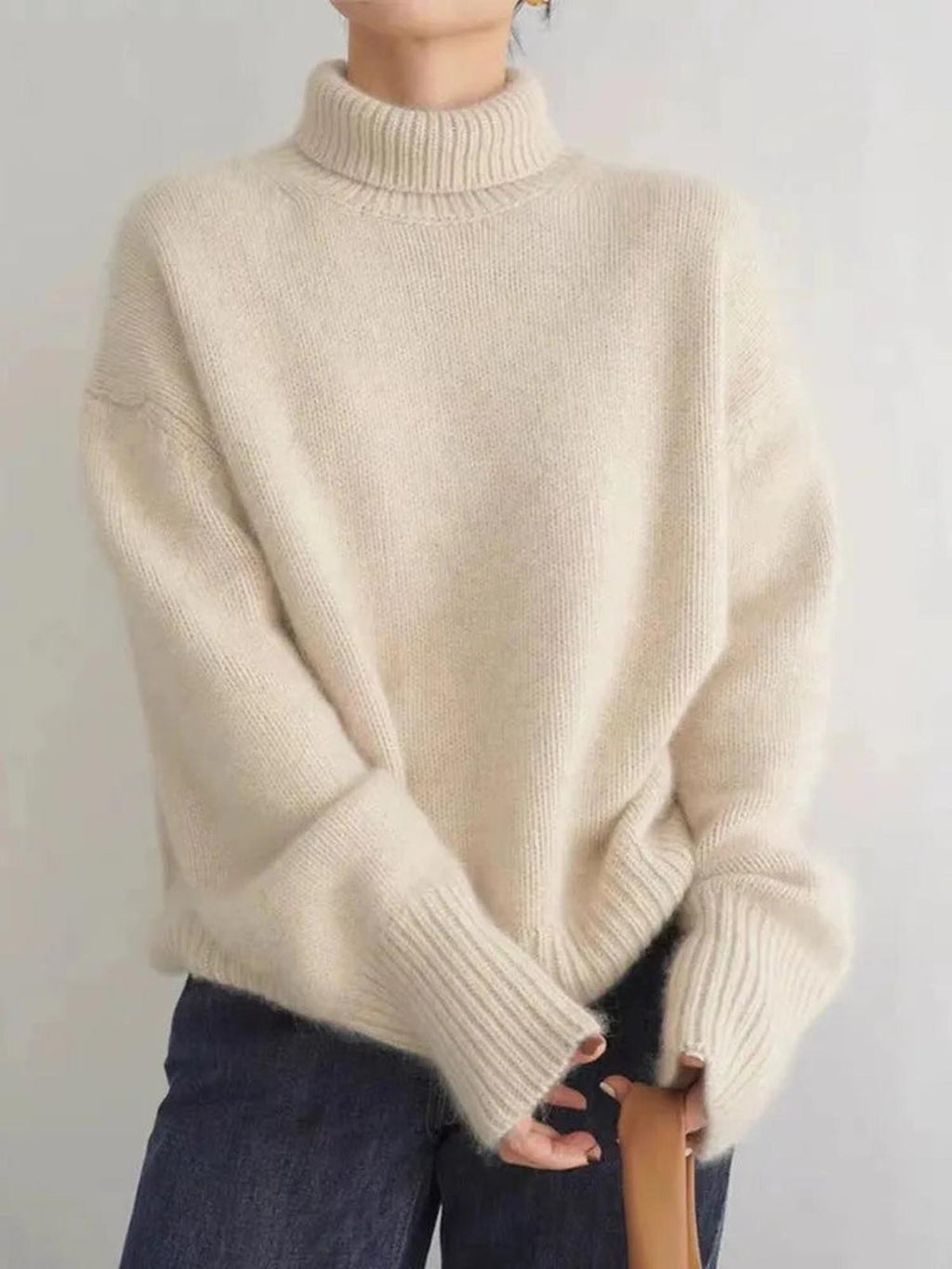 Camila – Sweter damski z golfem