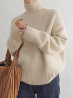 Camila – Sweter damski z golfem