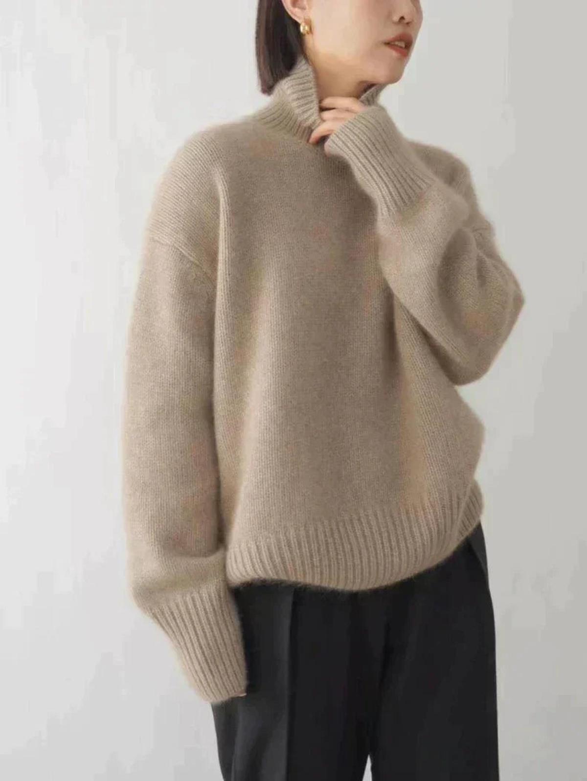 Camila – Sweter damski z golfem