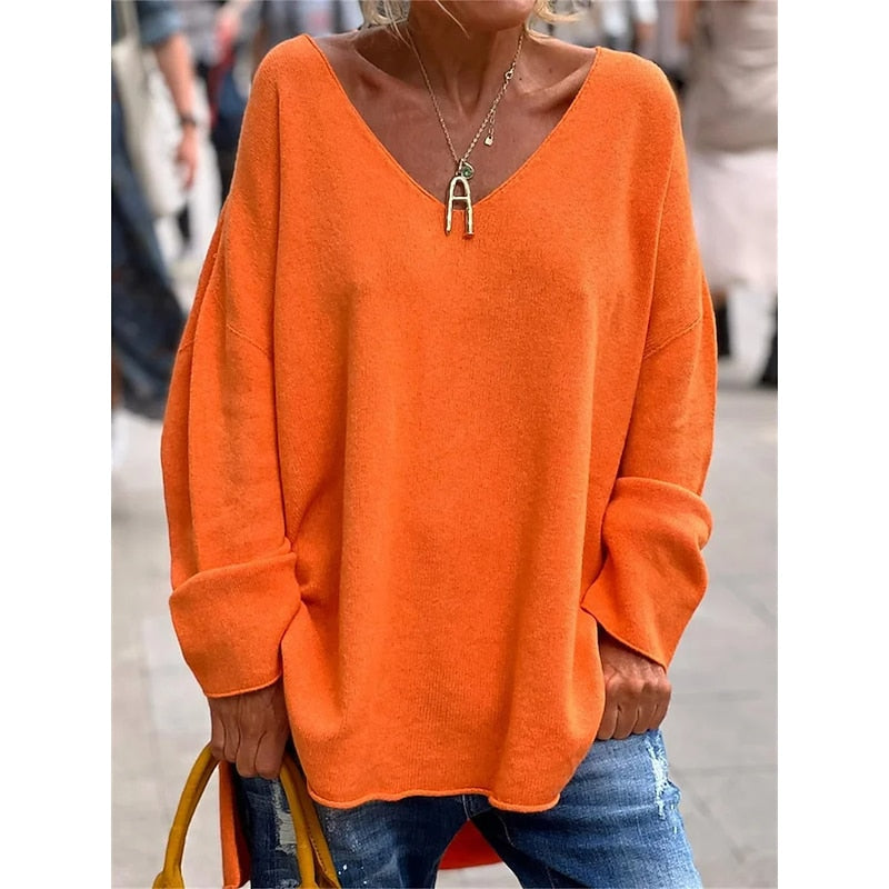 Sweter damski oversize z dekoltem w serek