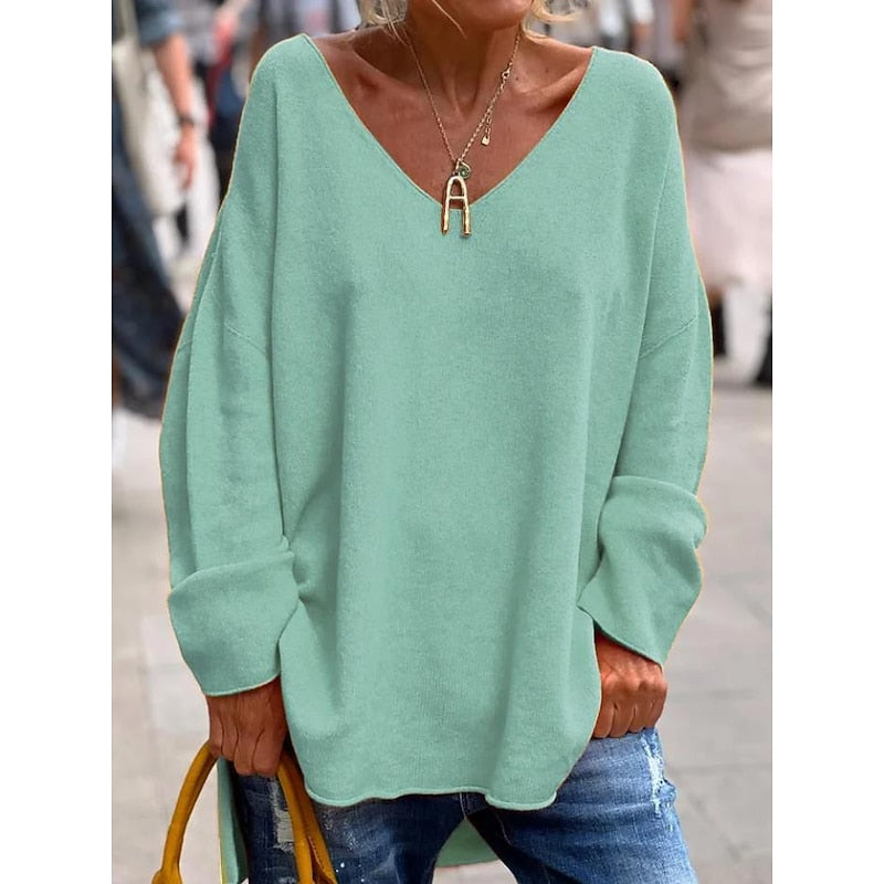 Sweter damski oversize z dekoltem w serek