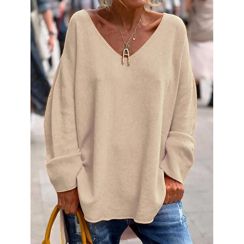 Sweter damski oversize z dekoltem w serek
