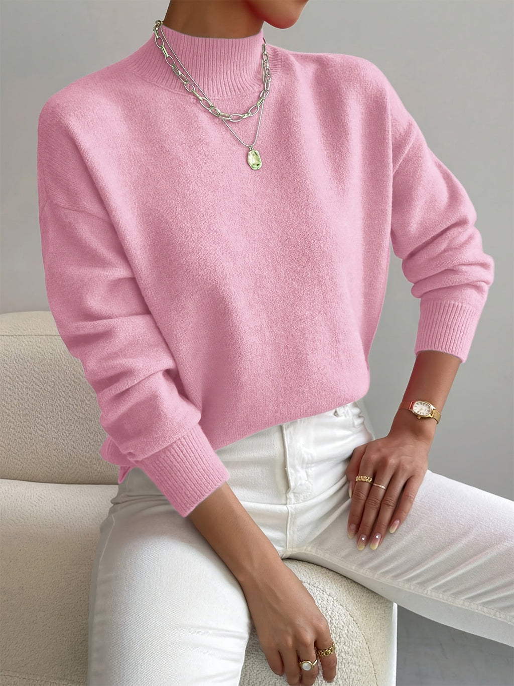 Yvonne – Elegancki sweter damski z wysokim kołnierzem