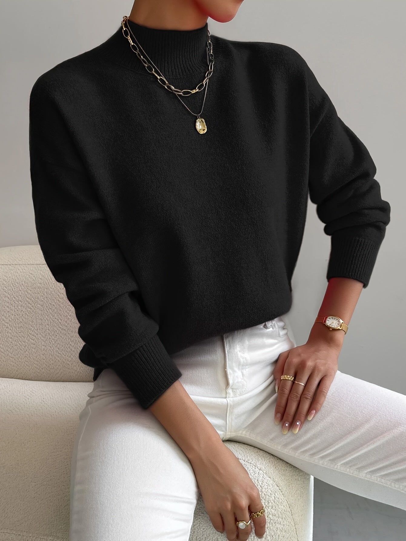 Yvonne – Elegancki sweter damski z wysokim kołnierzem