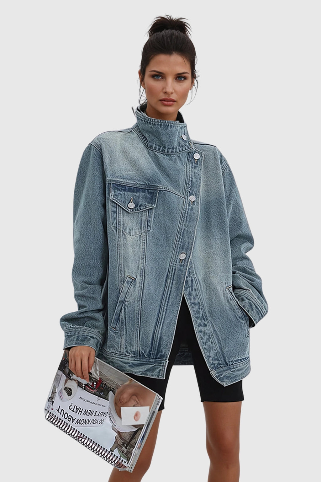 Eliza – Kurtka jeansowa oversize z asymetrycznym zapięciem