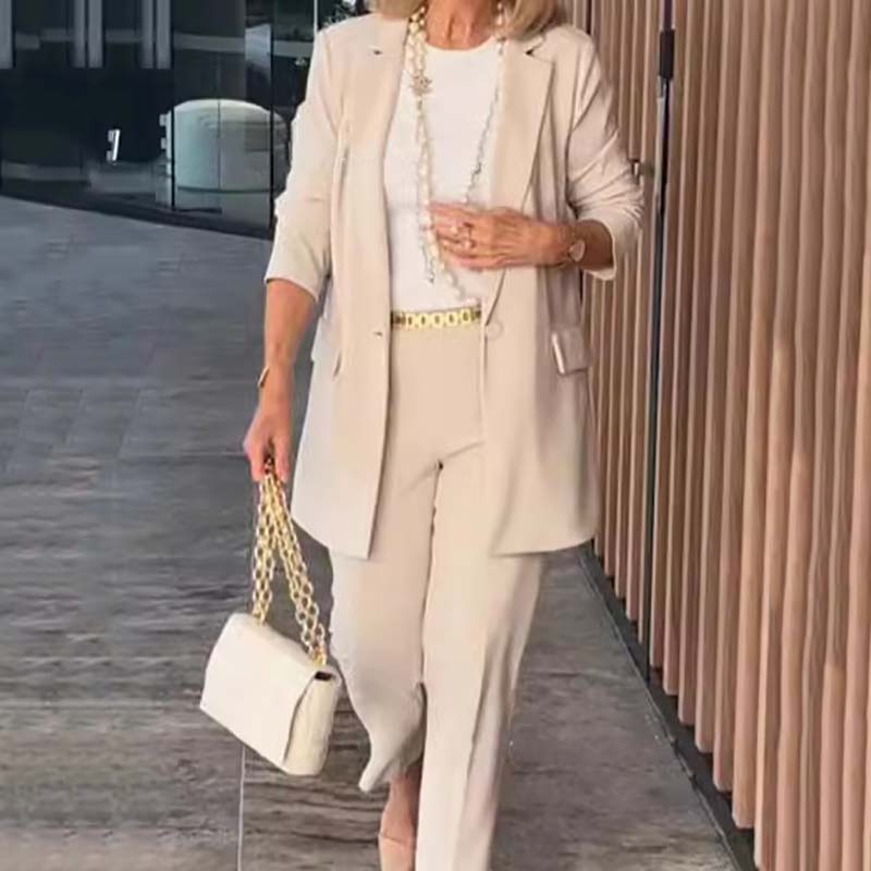 Maarit – Elegancki zestaw marynarki i spodni