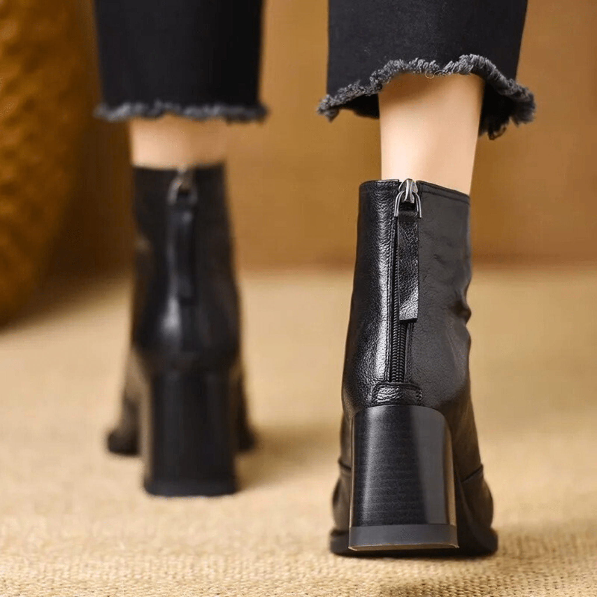 Klaudia – Eleganckie botki na średnim obcasie – zdjęcie produktu